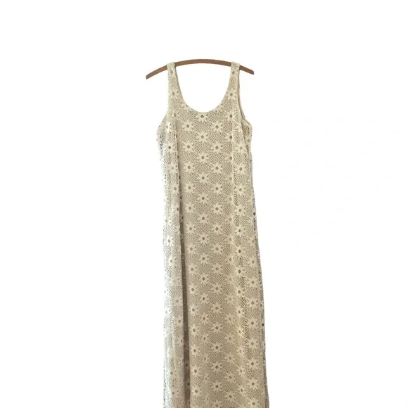 THE LOVELY DAISY~ Sheer overlay. Perfect for Summer. SZ M/L - Picture 1 of 6